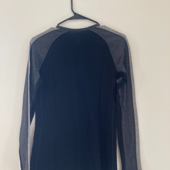 200 ZoneKnit™ Merino Long Sleeve - Picture 2 of 3